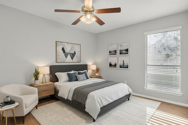 Building Photo - 413 Country Aire Dr