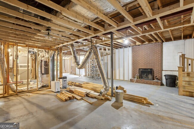 Building Photo - 4708 Tall Pines Dr NW