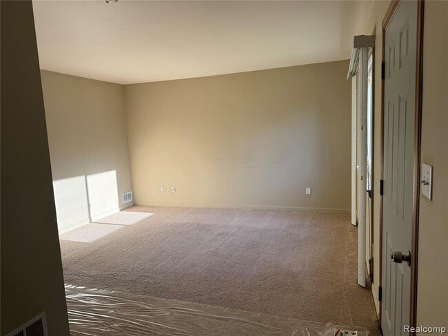 Building Photo - 29045 Howard Ave