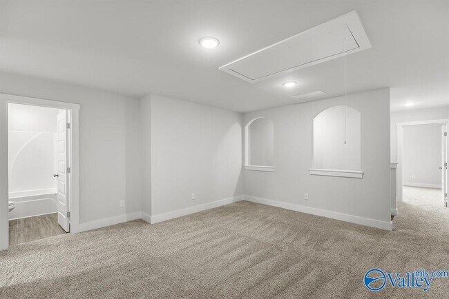 Building Photo - 3216 Southfield Ln SW
