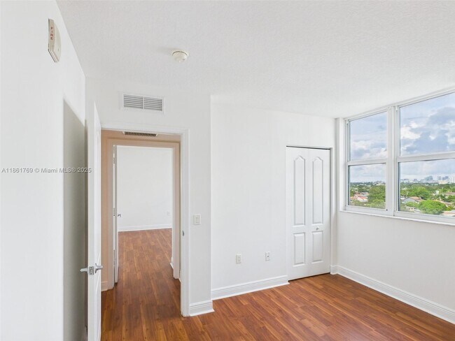 Building Photo - 60 NW 37th Ave