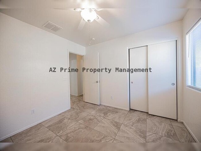 Building Photo - 30365 W Catalina Dr