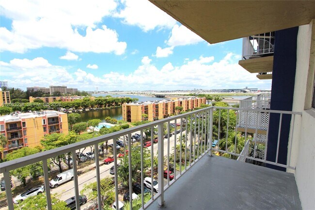 Building Photo - 801 NW 47th Ave
