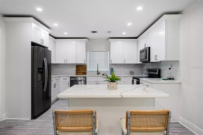 Building Photo - 2909 Hargill Dr