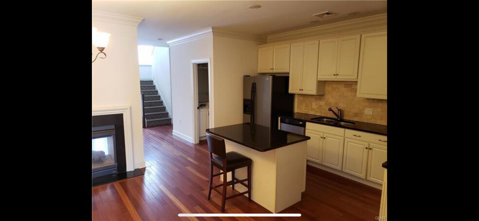 Kitchen, center island, powder room - 805 Evans St