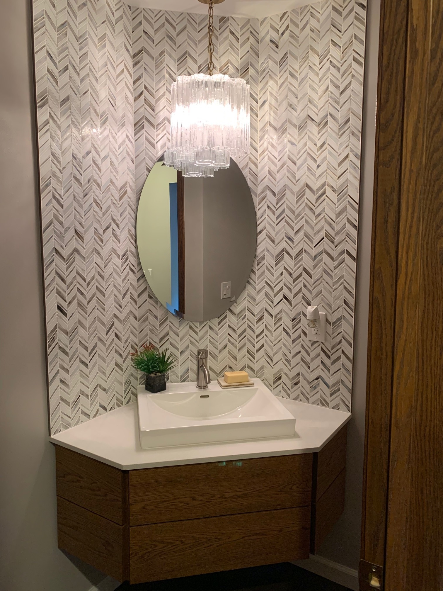 Renovated power room - 5536 Village Dr