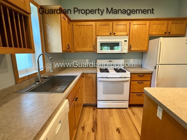 Building Photo - Brooklyn Park Single Family Home, Dishwash...
