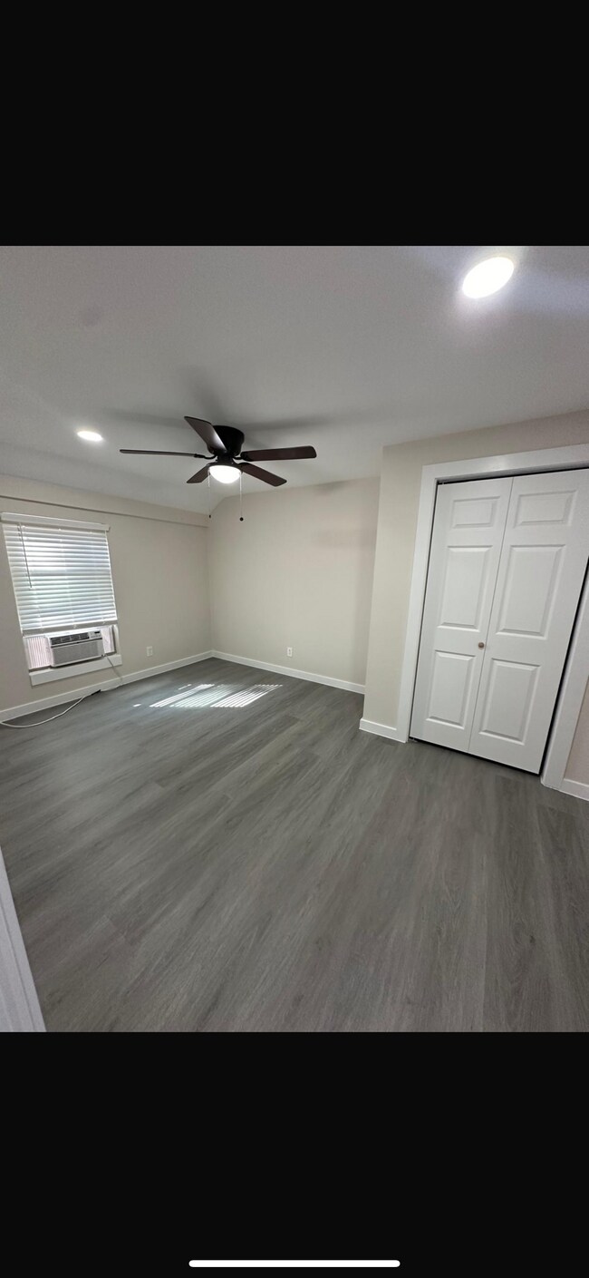 2nd bedroom - 2308 W 6th Ave