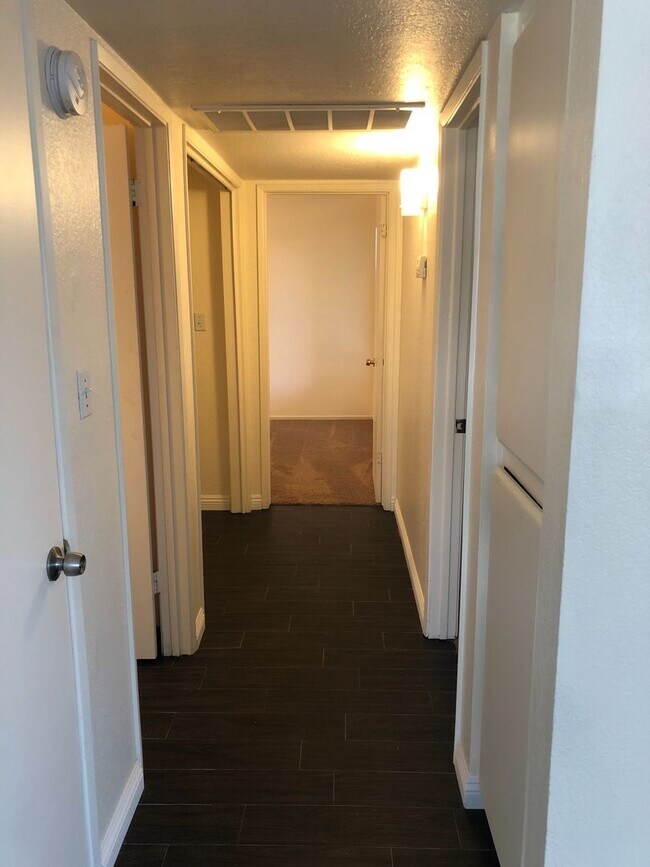Building Photo - 6811 Klamath Way