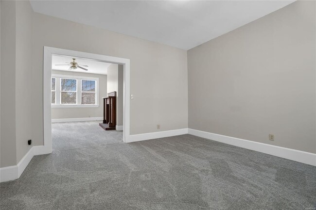 Building Photo - 1135 S Perry St