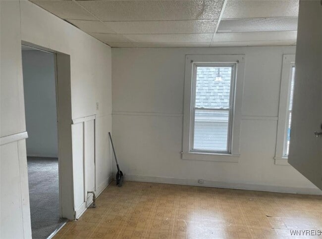 Building Photo - 226 Longnecker St