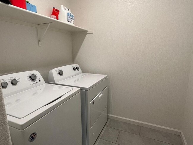 Building Photo - Beautiful Modern Home in Natomas Crossing Close to Downtown, Shopping, and More!