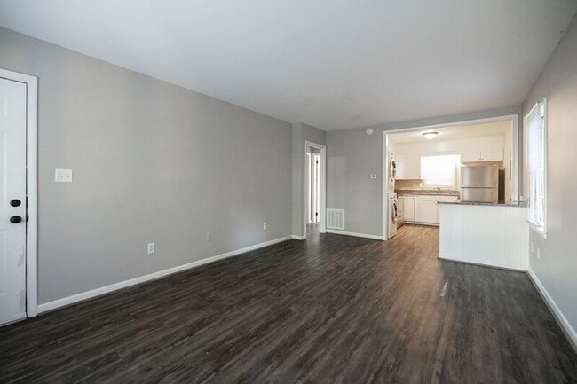 Building Photo - 2229 S Milledge Ave