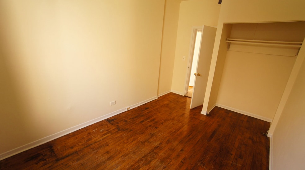 Building Photo - 2325 N Kedzie Blvd