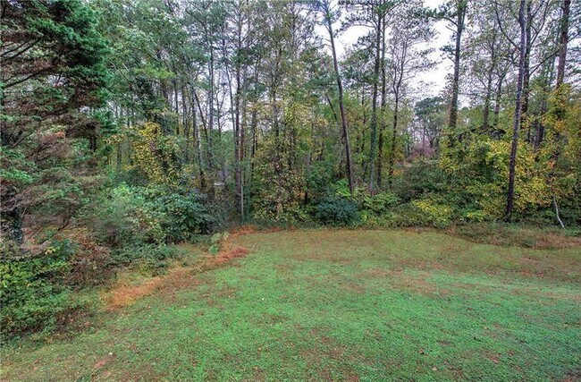 Building Photo - 5217 Highland Trail