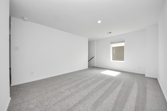 Building Photo - 1134 Blue Stone Dr