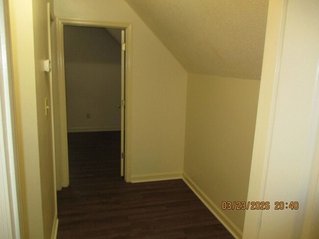 Building Photo - 3708 Countryside Dr