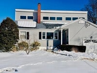 Building Photo - 11 W Glen Ave