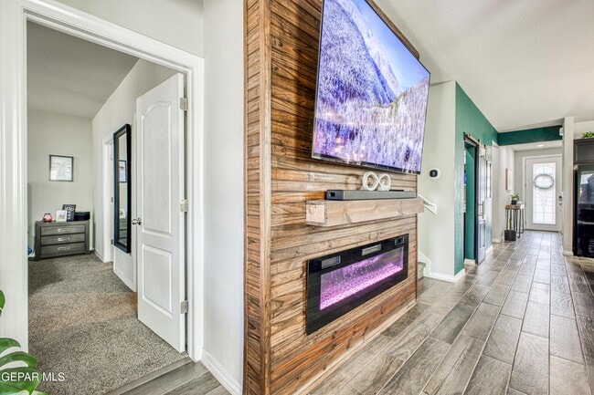 Building Photo - 1621 Sam Dominguez St