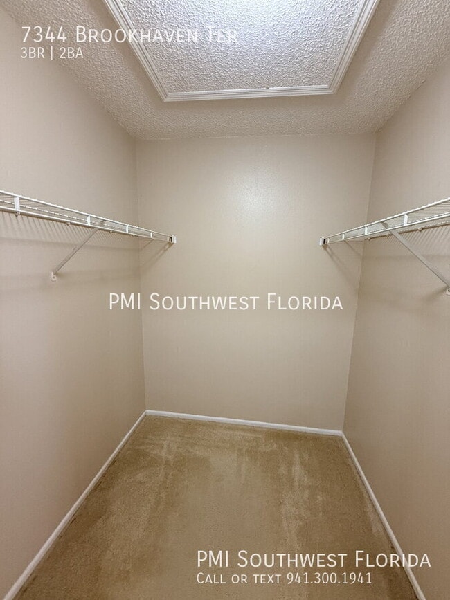 Building Photo - 7344 Brookhaven Terrace