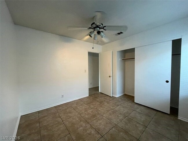 Building Photo - 3657 Lucky Horseshoe Ct