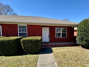 Building Photo - 2 Bedroom Duplex in Toney near East Limest...