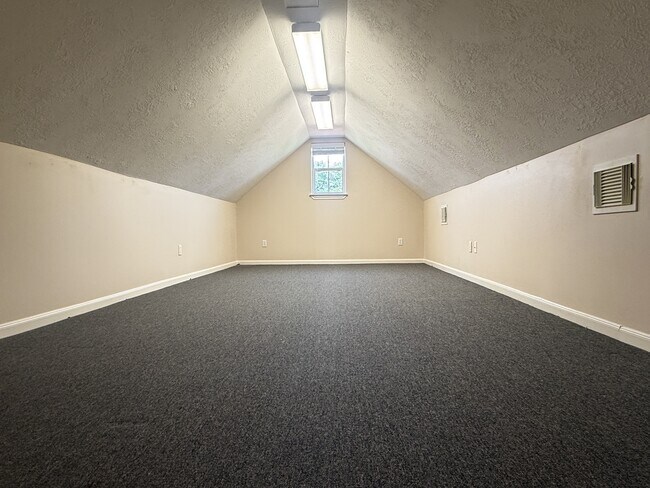 Building Photo - 12780 Capricornus