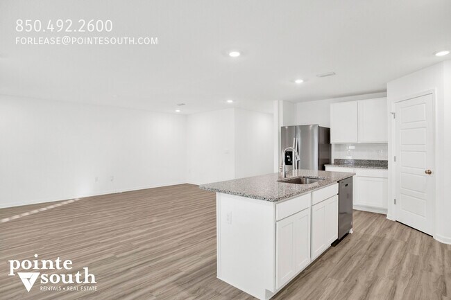 Building Photo - 32062 Lyon Rd