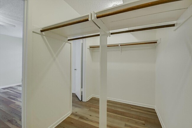 Building Photo - 6103 Hill Forest Dr