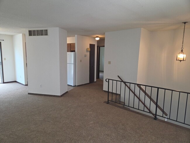 Building Photo - 4425-4427 Santa Anna Dr