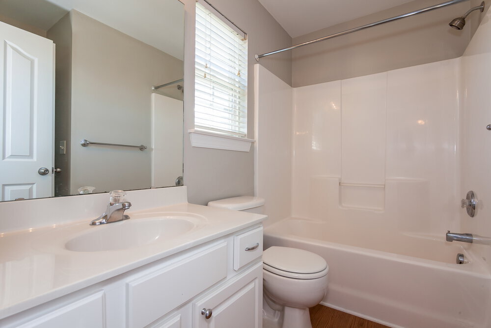 Building Photo - 2870 Island Point Dr NW