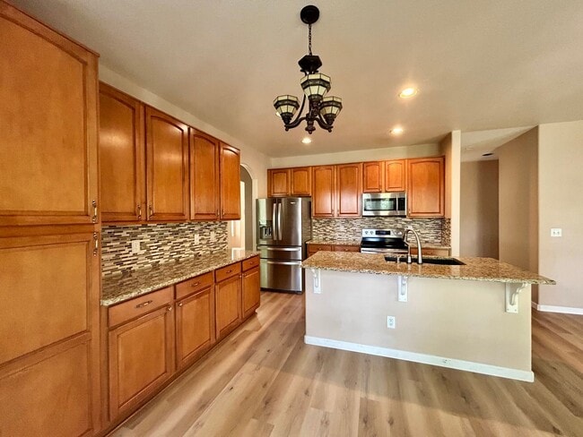 Building Photo - Spacious 3Bd Home in the Broadlands