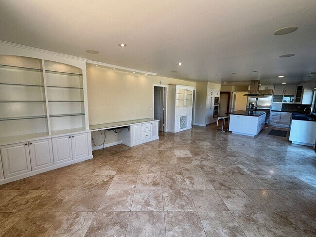 Building Photo - Beautiful La Jolla Alta Home!