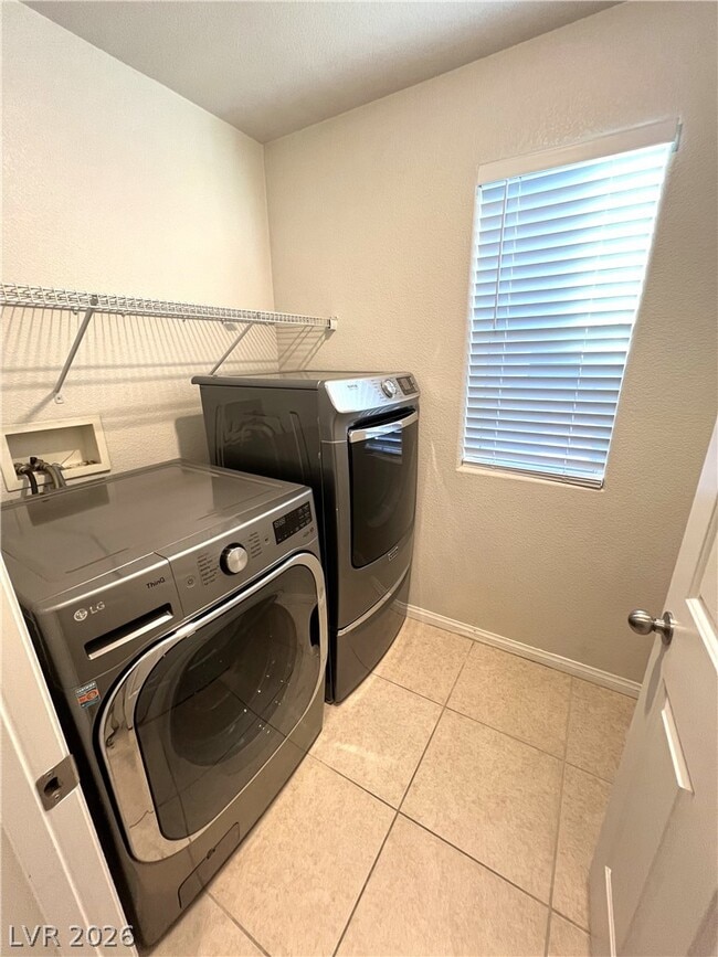 Building Photo - 8154 Sandy Slope Ct