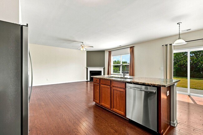 Building Photo - 4332 Burchard Dr