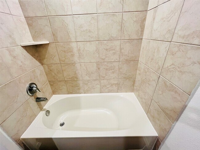 Building Photo - 2914 Roman Forest Blvd