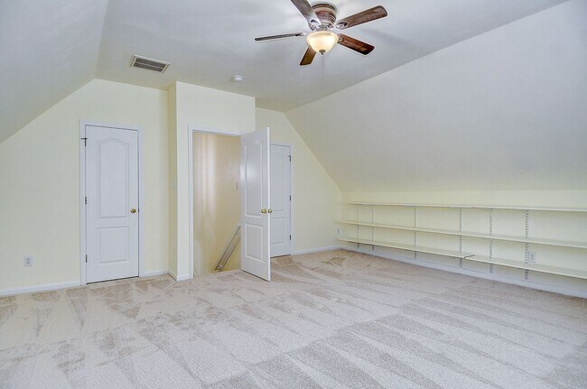 Building Photo - FOR RENT - Chesapeake in Bryant Farms / De...