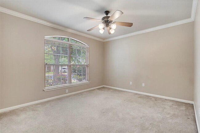 Building Photo - 4205 Fairmeadow Dr