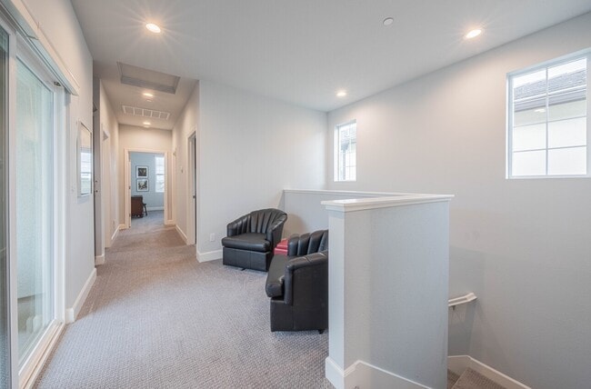 Building Photo - 588 Rosa Monte Wy