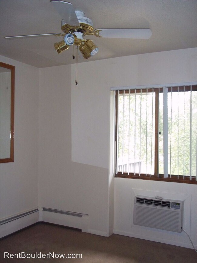 Building Photo - 505-555 Harvard Ln