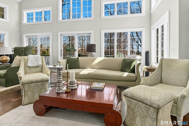 Building Photo - 9 Dancing Bear Rd