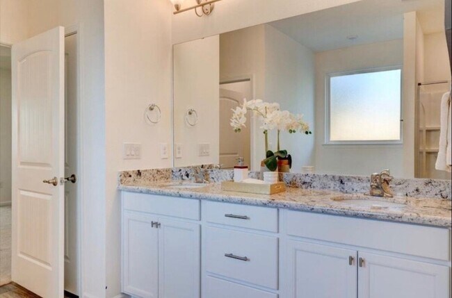 Building Photo - 58 Brushed Dunes Cir