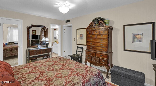 Building Photo - 252 Shadow Mountain Dr