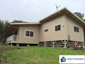 Building Photo - Fresh paint & floors in Mountain View
