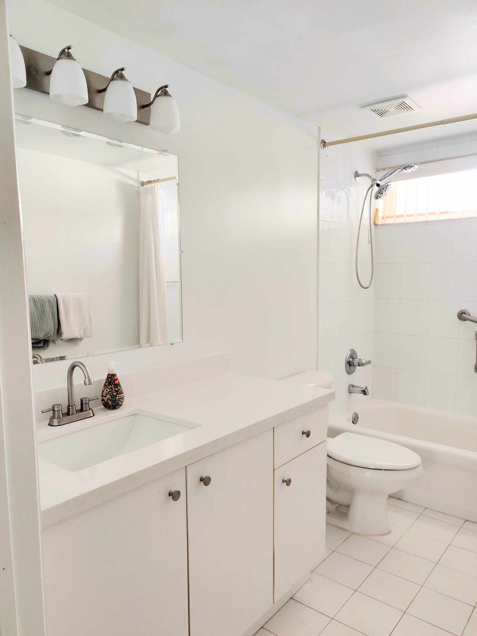 Primary Bathroom - 269 NW 7th St