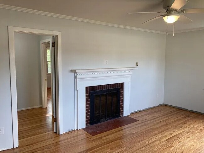 Building Photo - 705 Whitehall Rd