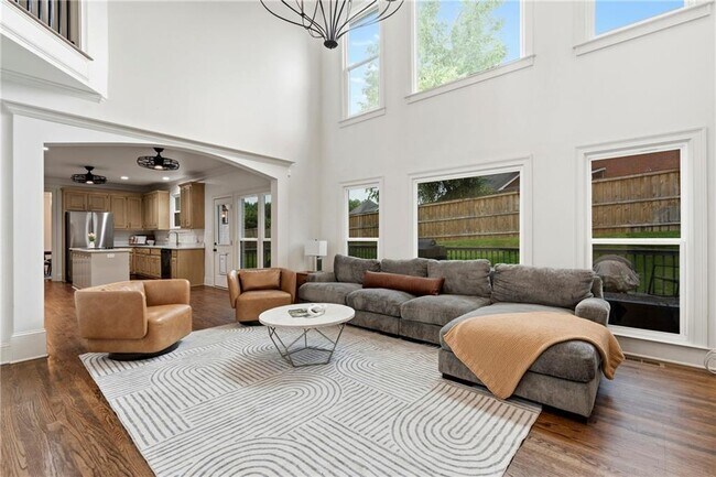Building Photo - 4221 Willow Oak Dr