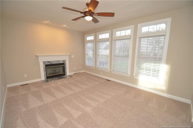 Building Photo - 206 Whiteberry Dr
