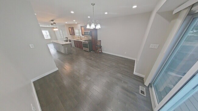 Building Photo - 1423 Ruffner Ave