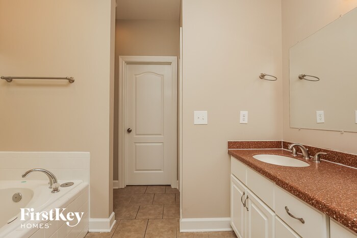Building Photo - 2706 Soaring Eagle Ct